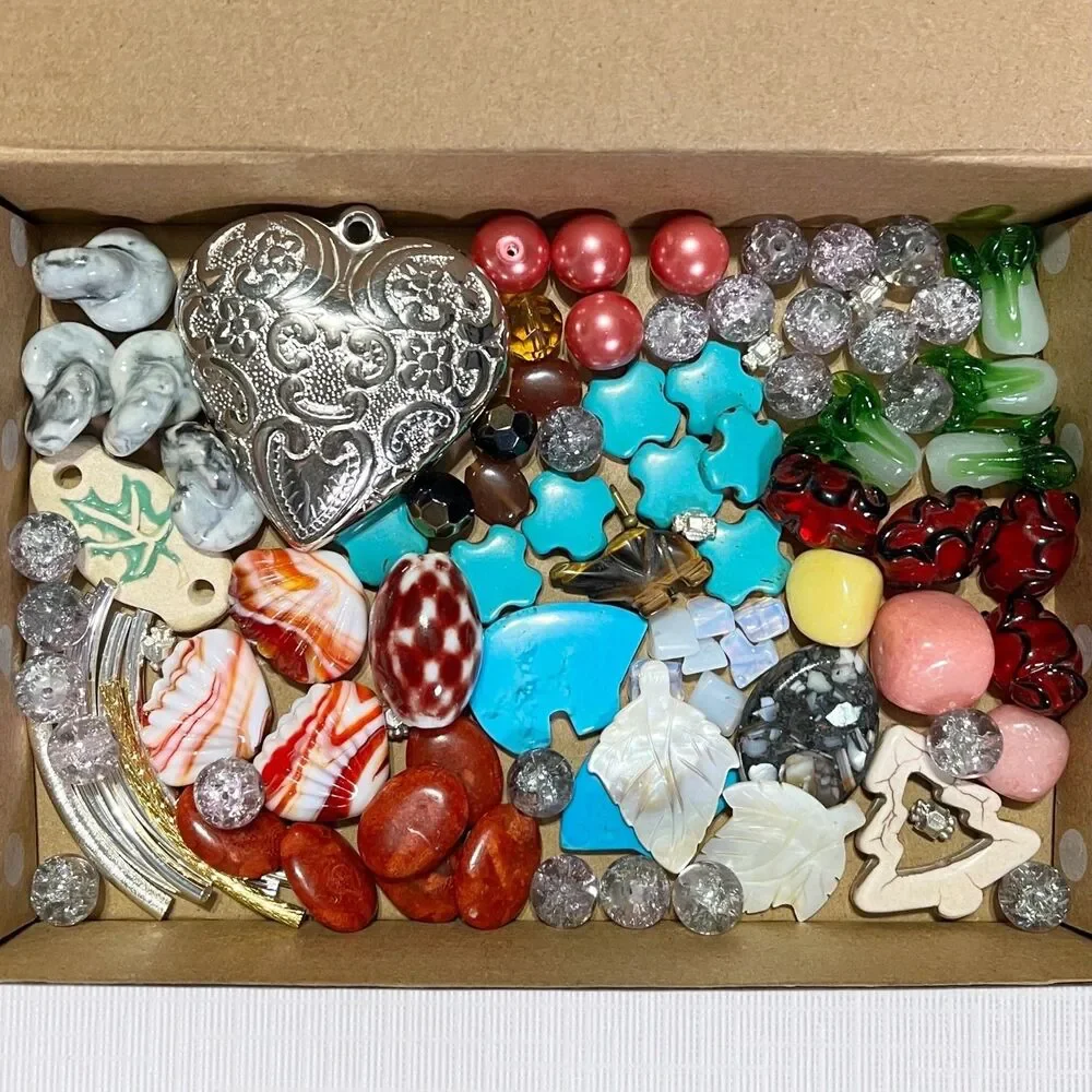 VTG - Now Lot Colorful Beads Glass Metal Stone Eclectic Variety Jewelry Making